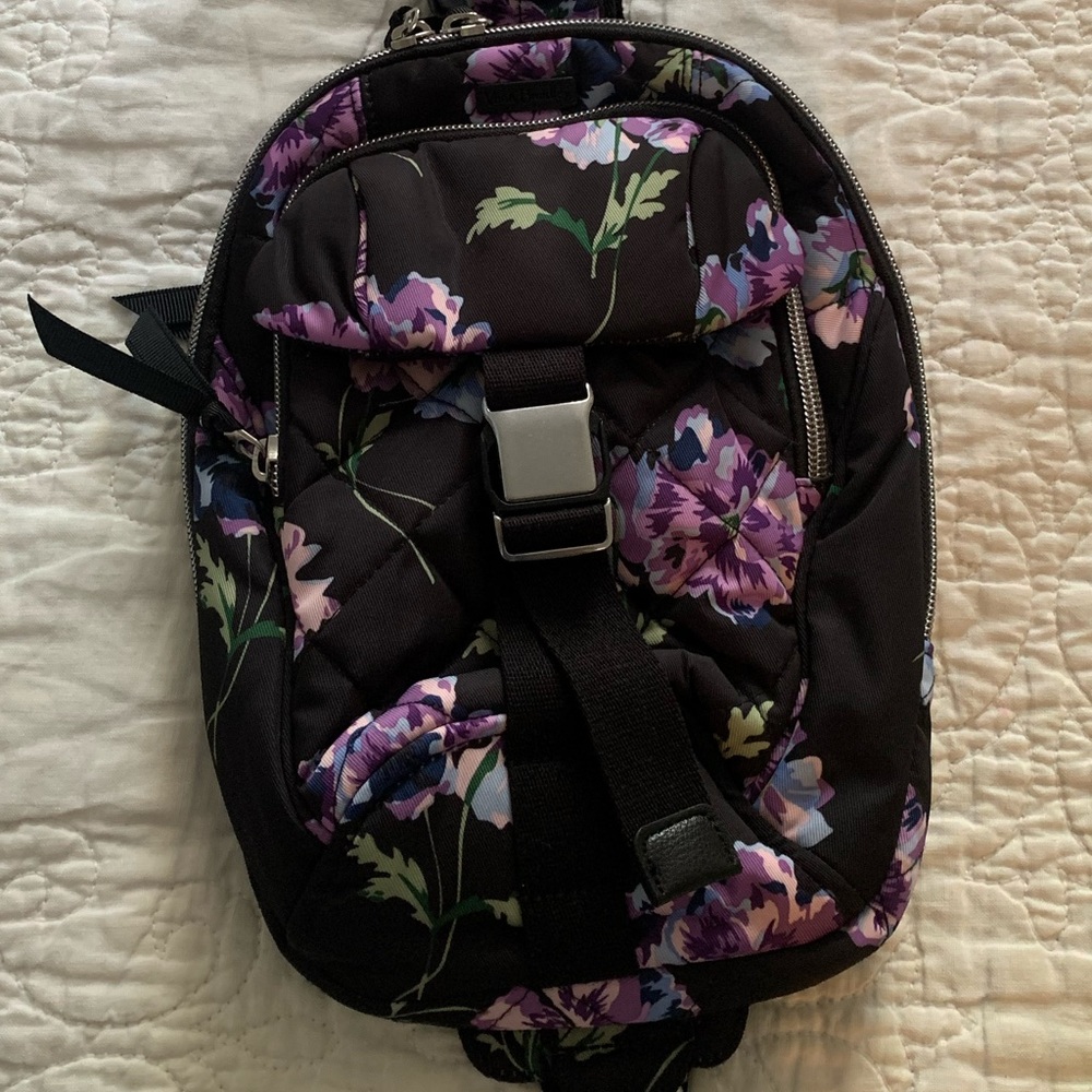LAST CHANCE! Vera Bradley Utility Sling Backpack- Floating Plum Pansies